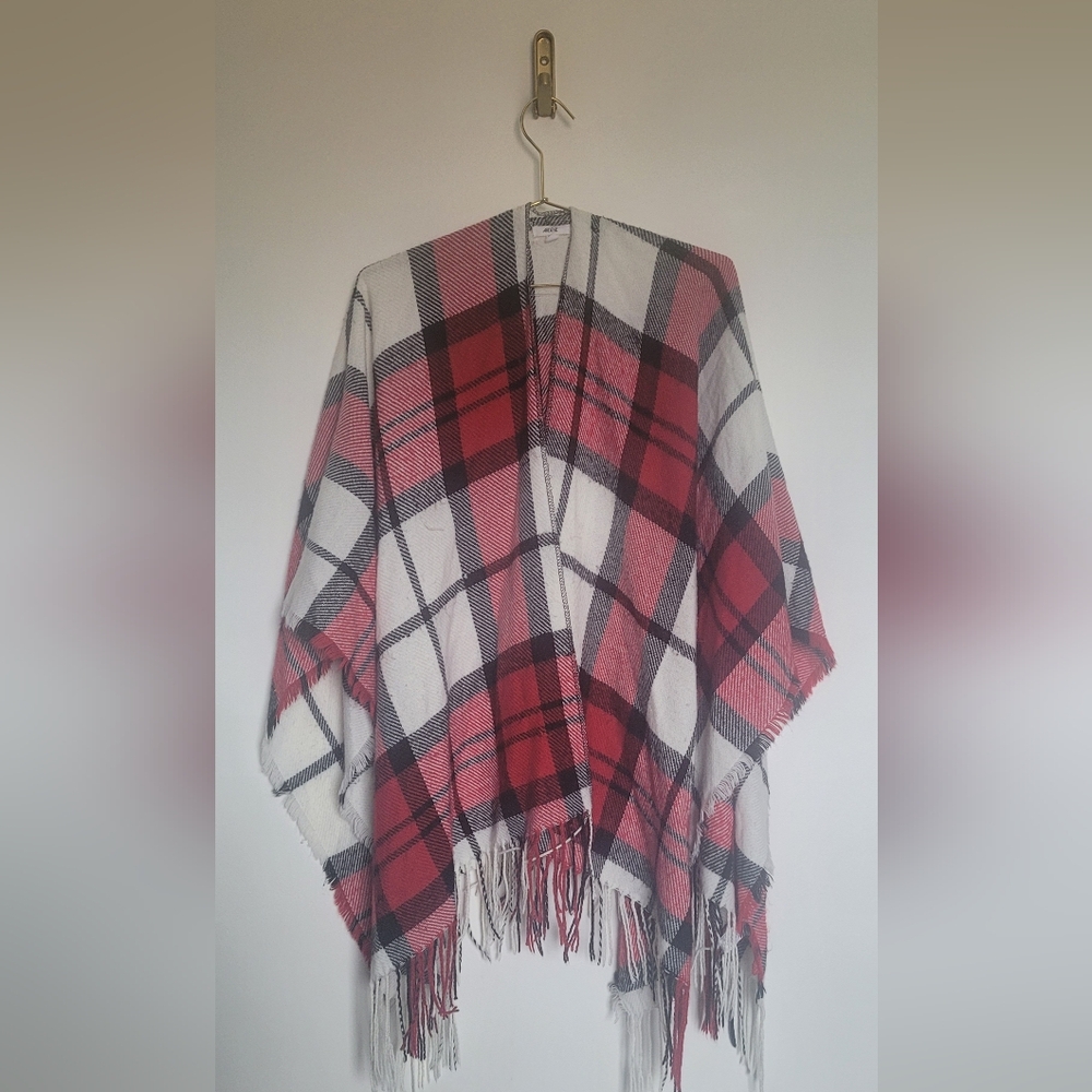 Ardene Red and Black Plaid Poncho